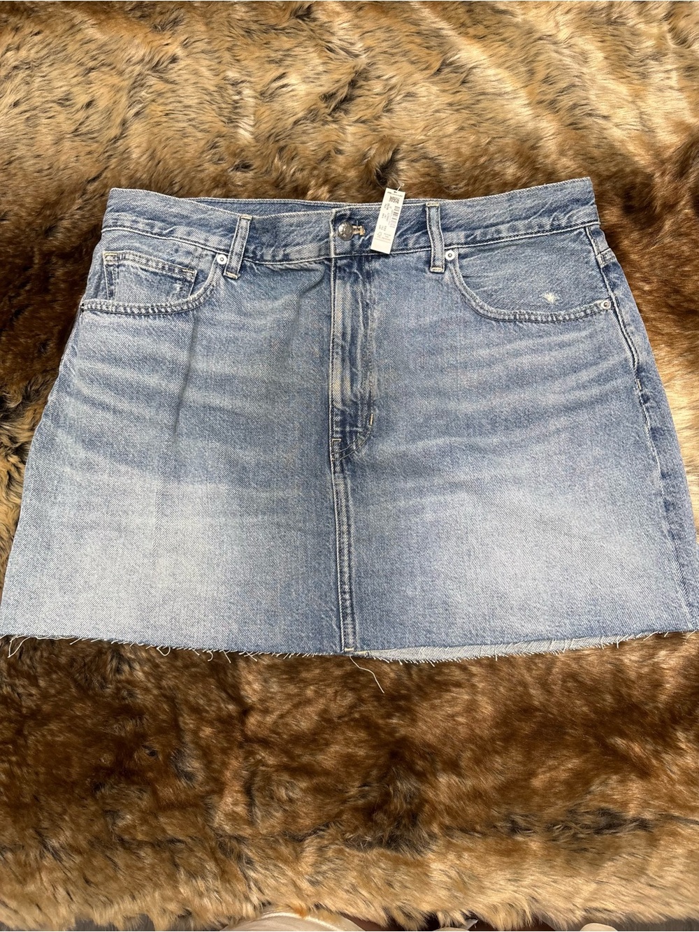 Madewell NWT Raw-Hem Denim Mini Skirt in Kelleyville Wash